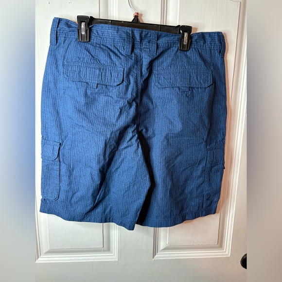 NWT Wrangler relaxed, fit shorts size 36 - Picture 3 of 6
